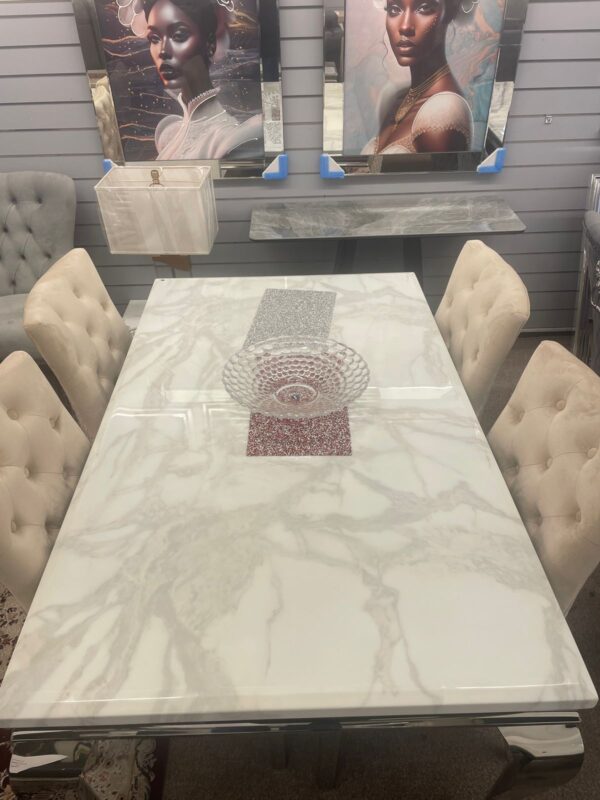 Louis Dining Table